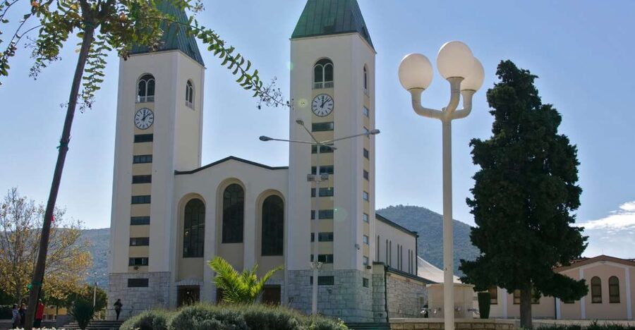 Dubrovnik: Private Day Trip to Medjugorje with Hotel Pickup - Key highlights at a glance