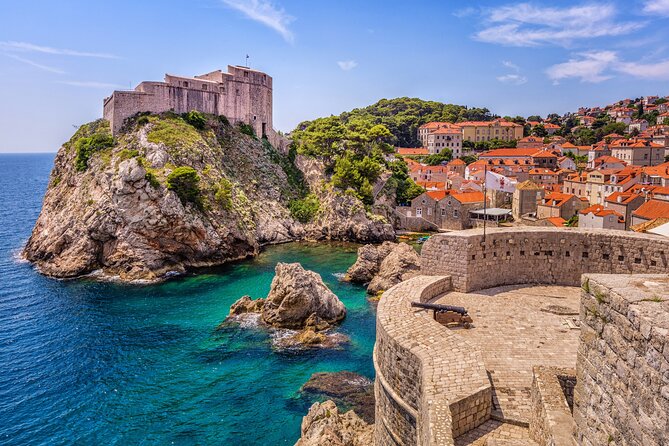 Dubrovnik Scavenger Hunt and Highlights Self Guided Audio Tour - Getting started at Pile Gate, without the stress