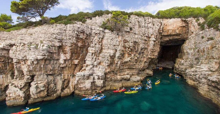 Dubrovnik: Sea Kayaking Half-Day Tour - How Hard Is 8 km on a Sea Kayak? Beginner-Friendly, But Not Effortless