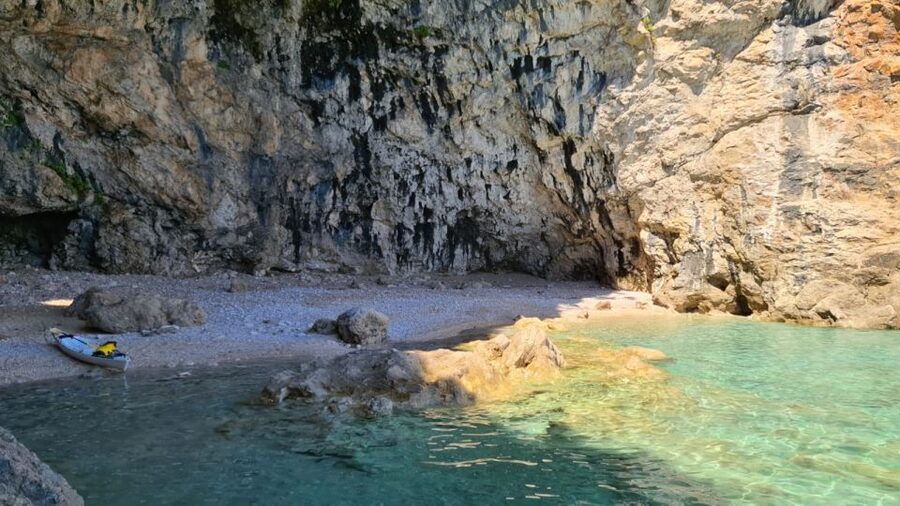 Dubrovnik: Sea Kayaking Half-Day Tour - Lokrum Island and the Betina Cave Stop for Swim, Snorkel, and Cliff Jumps