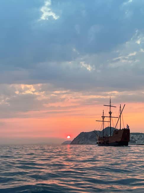 Dubrovnik: Sea Kayaking&Snorkelling Guided Day/Sunset Tours - Betina Cave swim and snorkel, the stop that makes the trip feel special