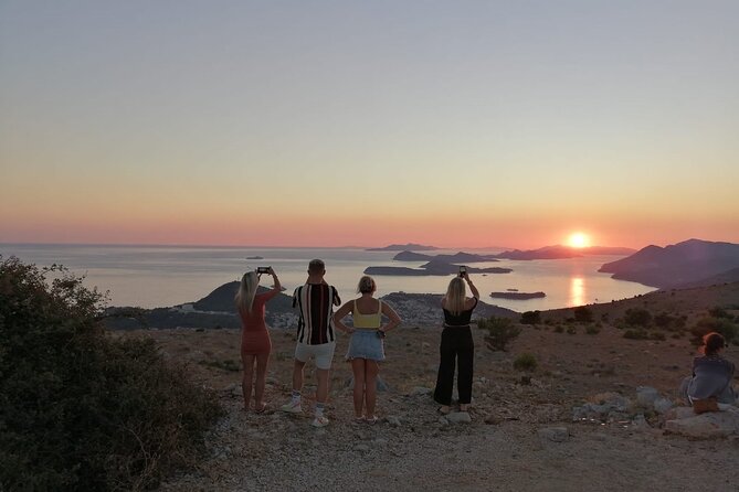 Dubrovnik sunset panorama & wine - What the Wine and Tasting Really Adds to the Evening
