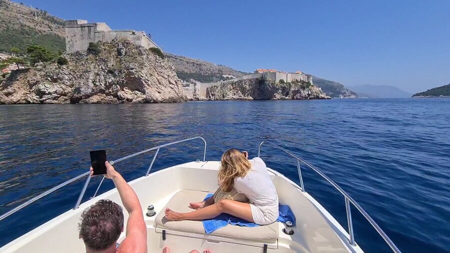 Dubrovnik: Sunset Tour With Panorama Of City Walls - On board: skipper, drinks, and how the tour keeps moving