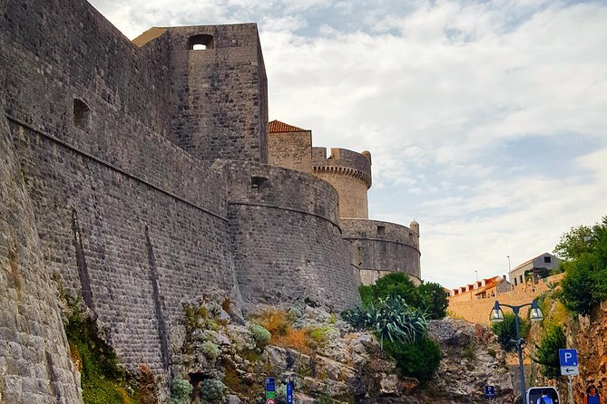 Dubrovnik walking history tour - How the Guide Shape Makes or Breaks the Experience