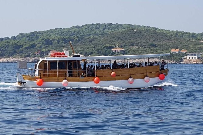Elaphite Islands Cruise and Blue Cave Snorkeling Boat Tour from Dubrovnik - Meeting point, pickup, and how the day starts