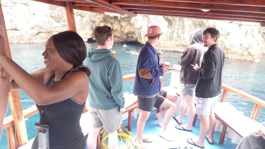 Elaphite Islands Cruise with Local Gastronomy at Captain's H - A 9-hour Elaphite islands loop that blends water time with real food