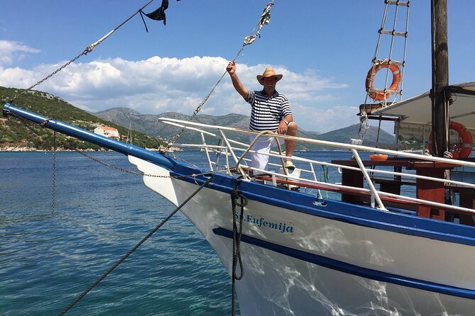 Elaphite Islands Cruise with Local Gastronomy at Captain's House - Blue Cave snorkeling and the swimming reality check