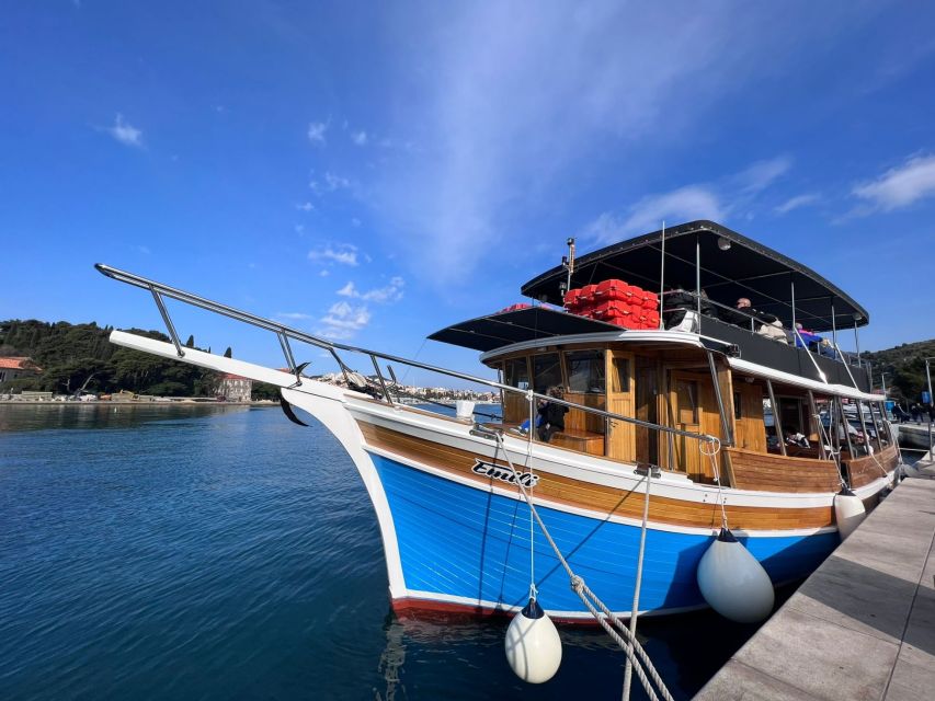 From Dubrovnik: Boat Tour to Kolocep, Lopud, & Sipan Islands - Šipan: olive-tree island calm and time for a swim