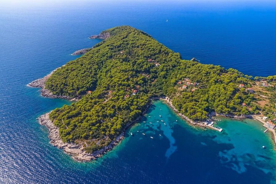 From Dubrovnik: Elaphite Islands Day Trip with Lunch - Koločep: medieval charm with a real wander pace