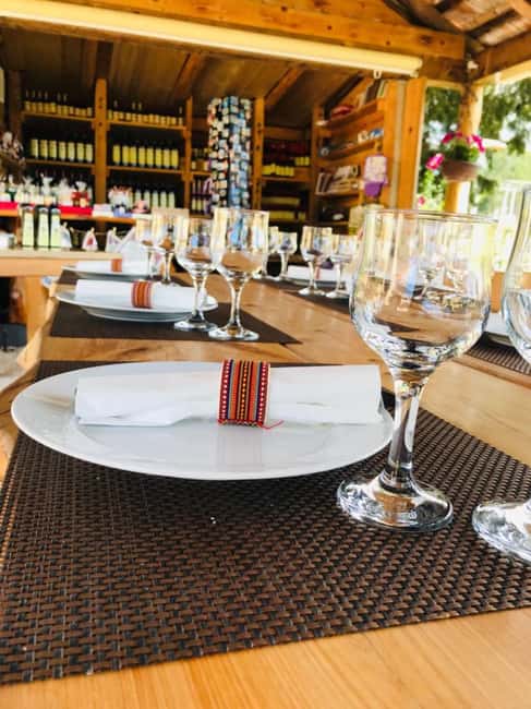 From Dubrovnik: Half-Day Wine Tasting and Cavtat City Tour - What You Actually Taste: Wines, Portions, and Liqueur Pairing
