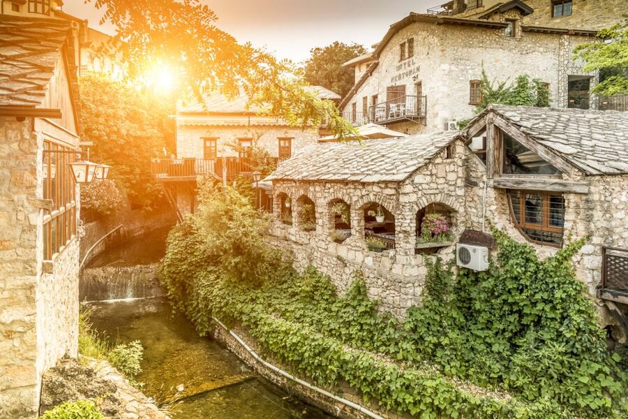 From Dubrovnik: Mostar and Medjugorje Full-Day Tour - The Road Trip Rhythm: Neum Coffee Break, Small-Group Flow, and Regrouping