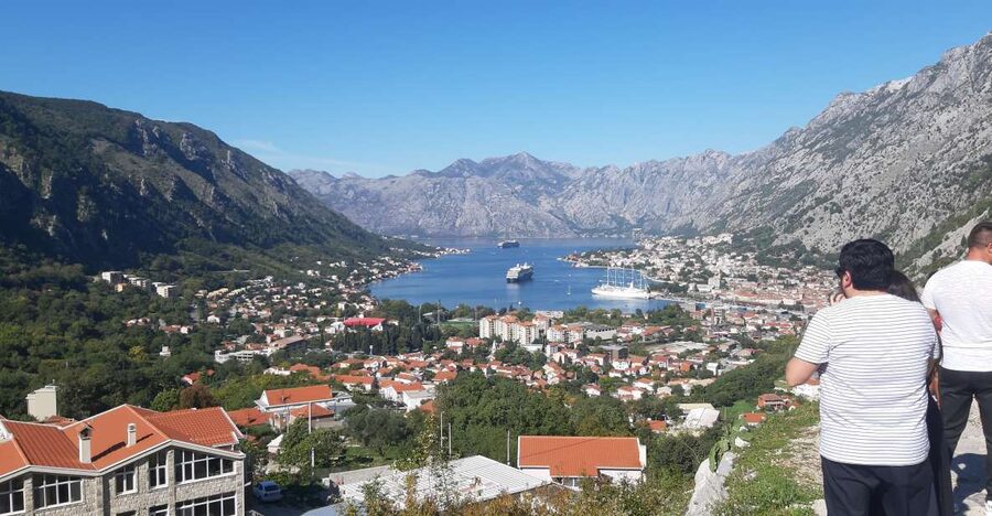 From Dubrovnik: Perast, Kotor & Budva Small-Group Day Trip - 06:40 Pickup and the Border Run: Passport Timing Is Everything