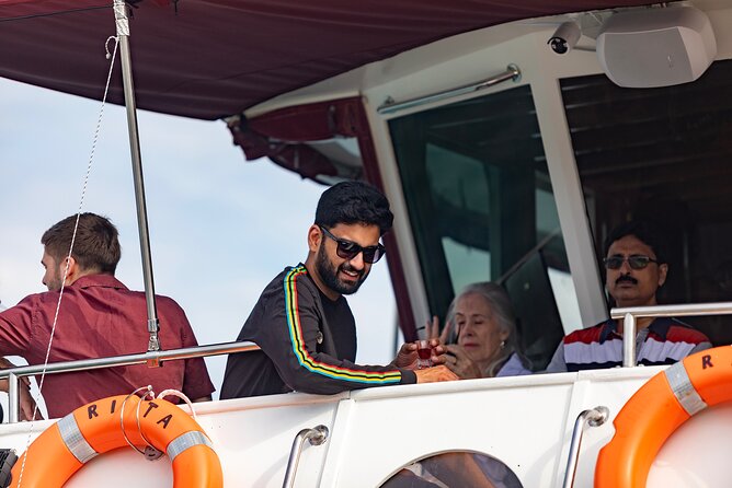 From Dubrovnik: Premium Three Island Cruise with lunch and drinks - Lunch and drinks on board: fish, chicken, vegetarian, and the wine factor