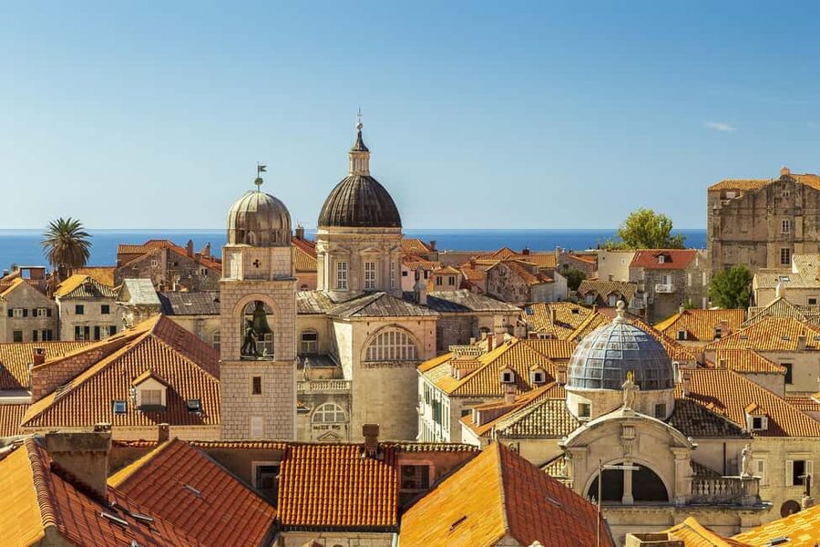 From Makarska : Dubrovnik Guided Tour & Free Time - The 1-Hour Guided Tour: City Walls, Fortifications, and Quick Context