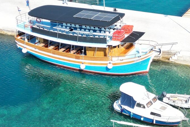 Full-Day Dubrovnik Elaphite Islands Cruise with Lunch and Drinks - Sipan’s old fisherman’s port: a short stop with a strong story