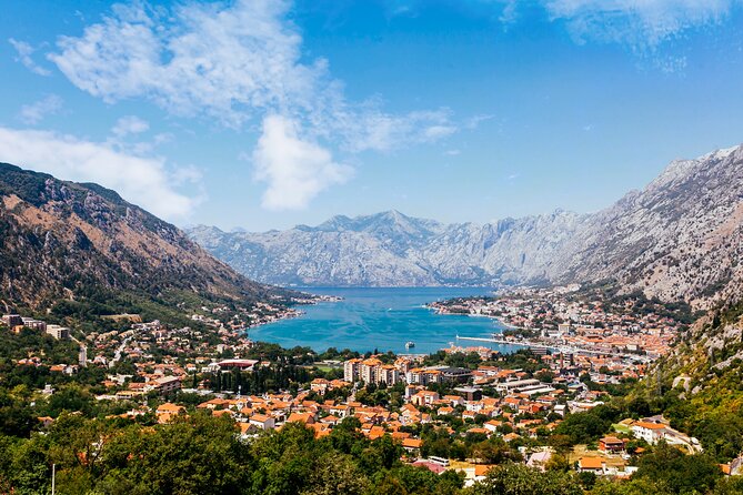 Full-Day Group Tour of Montenegro Coast from Dubrovnik - Perast: a one-hour taste of the St. Jurij and Lady of Škrpjela island story