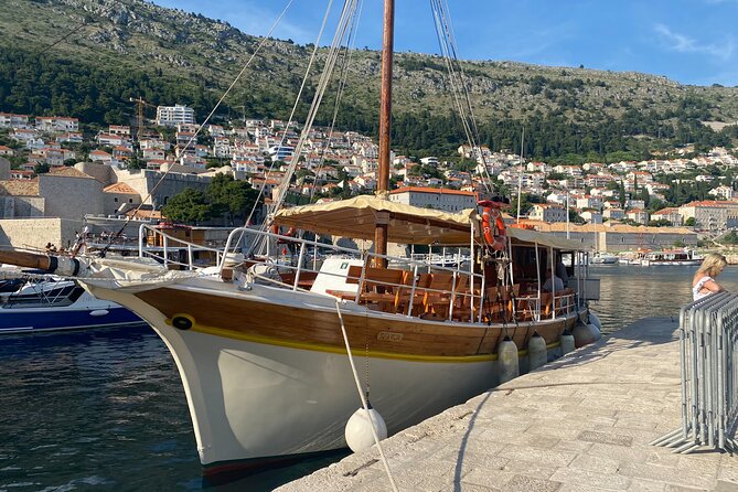 Gastro Cruise | Cruise around Dubrovnik Old Town with Lunch - Food on the water: what the lunch experience really means for you
