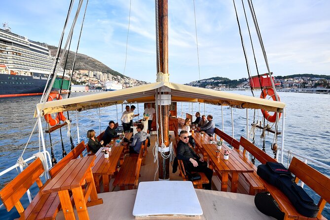 Gastro Cruise | Cruise around Dubrovnik Old Town with Lunch - The guide vibe and what kindness adds to a small tour