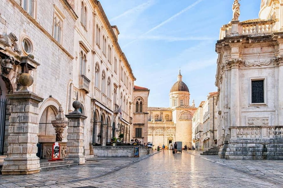 Jewish History of Dubrovnik Old Town Private Walking Tour - Languages and guide quality, why fluent matters on history tours