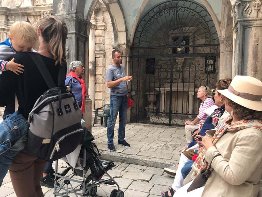 Korcula private walking tour 1 Hour - Where You Start: Town Gate Stairs and Old Town Layout