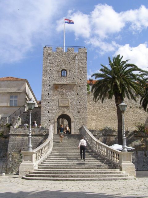 Korčula & Ston Full-Day Private Tour from Dubrovnik - Wandering Korčula’s Old Streets: Gates, Squares, and Marking Time