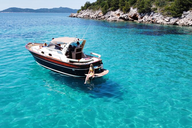 Luxury Private Boat Tour to Elaphiti Islands - Onboard Service: Drinks, Comfort, and Small Things That Matter