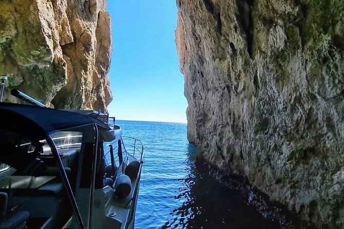 Luxury Private Boat Trip to the Elaphiti Islands from Dubrovnik - What you get on board: snacks, WiFi, alcohol, snorkeling gear, and SUP