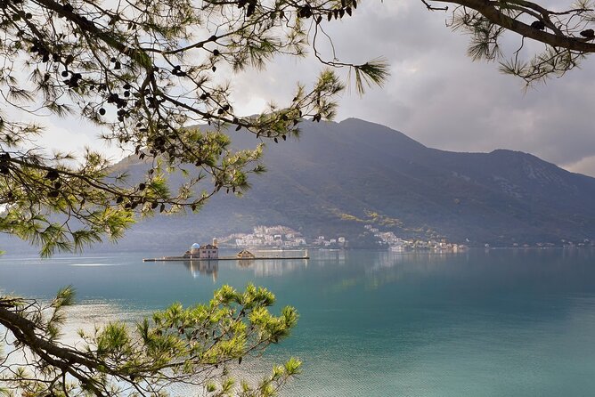 Montenegro Full Day Trip from Dubrovnik (small group) - Guides, Group Size, and What to Do If Communication Is Hard