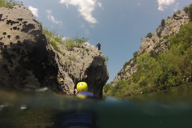 Multi Adventure Experience - Rafting with elements of canyoning - The guide factor: safety-first energy without killing the fun
