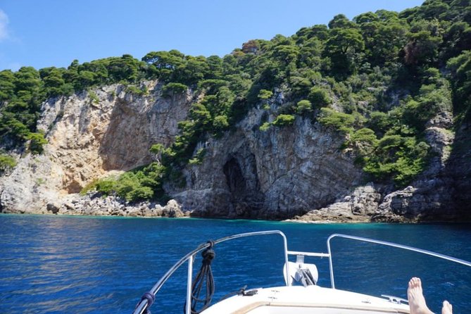 Private 4 Hours Blue Cave & Shunj Sandy Beach Experience - Where the boat fits into your Dubrovnik day (pickup and meeting points)