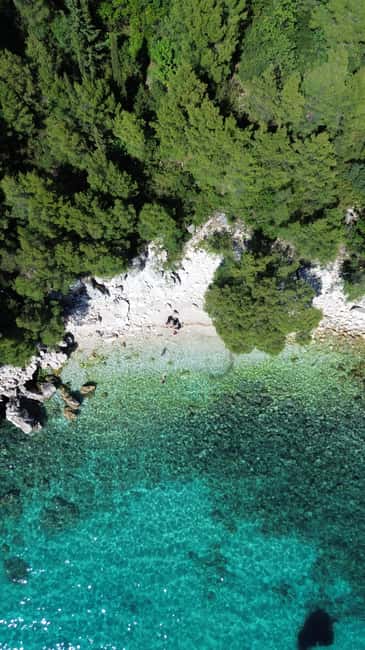 Private Boat Tour Tailor-Made 6h-All Inclusive - What the day feels like once you’re on the water