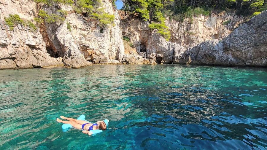 Private Boat Tour Tailor-Made 6h-All Inclusive - The private 6-hour format, and what up to 6 people changes