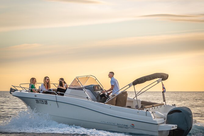 Private Boat Tour to the Elafiti Islands with Atlantic Marine - Getting on the Water: Pickup, Music, and Skipper Smarts