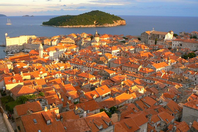 Private Dubrovnik City Walls Walking Experience - Onofrio’s Large Fountain: Where the Story Starts