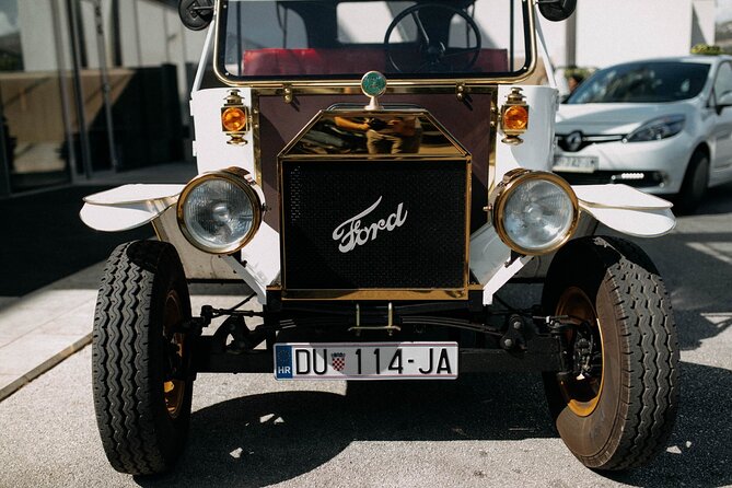 Private Sightseeing Tour in Dubrovnik with a Classic Old Car - Lapad Culture Stops: Petar Sorkočević Summer Residence and King Zvonimir Promenade