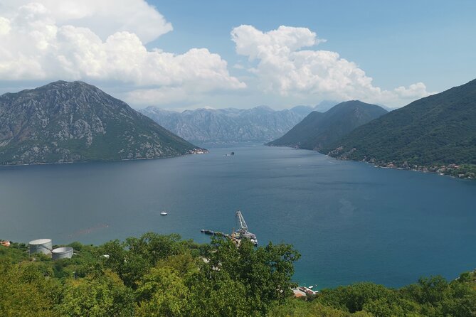 Private tour Montenegro - How the border crossing and travel timing affect your day