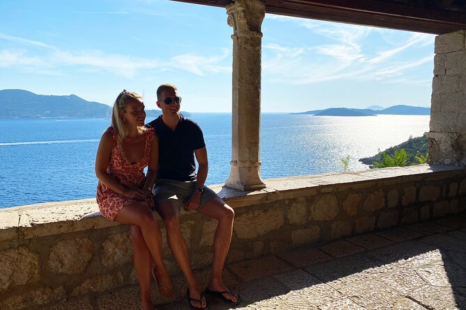 Private Tour of Dubrovnik with Legendary Classic Car Old-Timer - The scenic Adriatic road to Trsteno