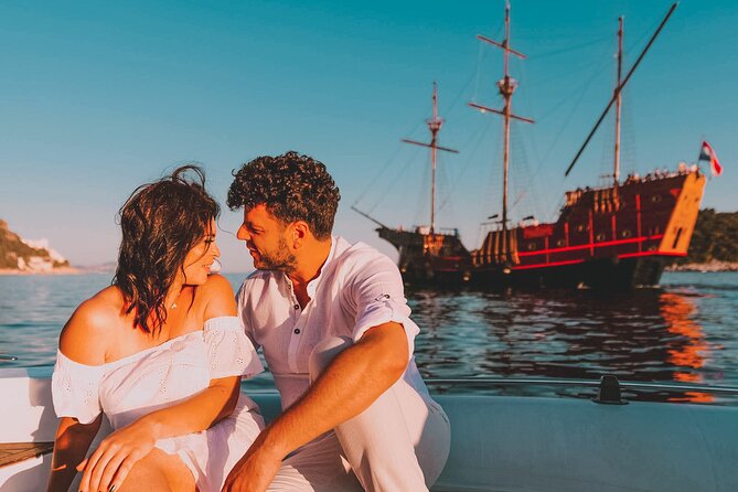 Prosecco & Sunsets: Private Dubrovnik Cruise - Meeting at Mali MuoGundulićeva Poljana, then straight onto the water