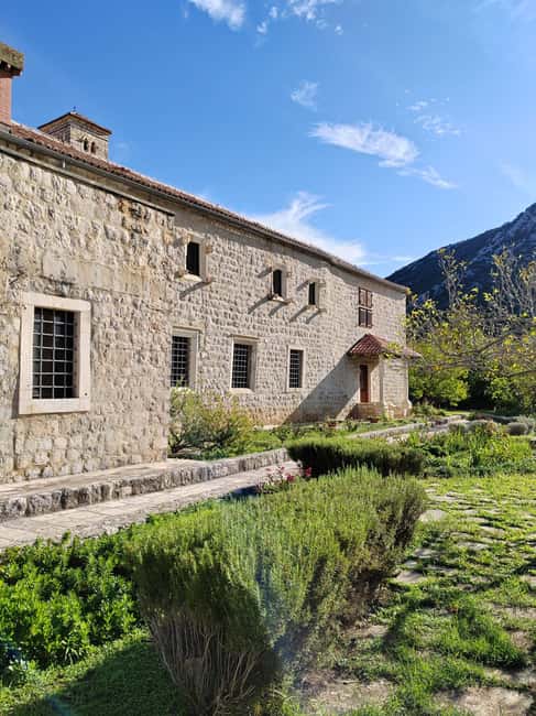 Ston private walking tour with the walls and saltworks visit - What’s included, and why it matters for value