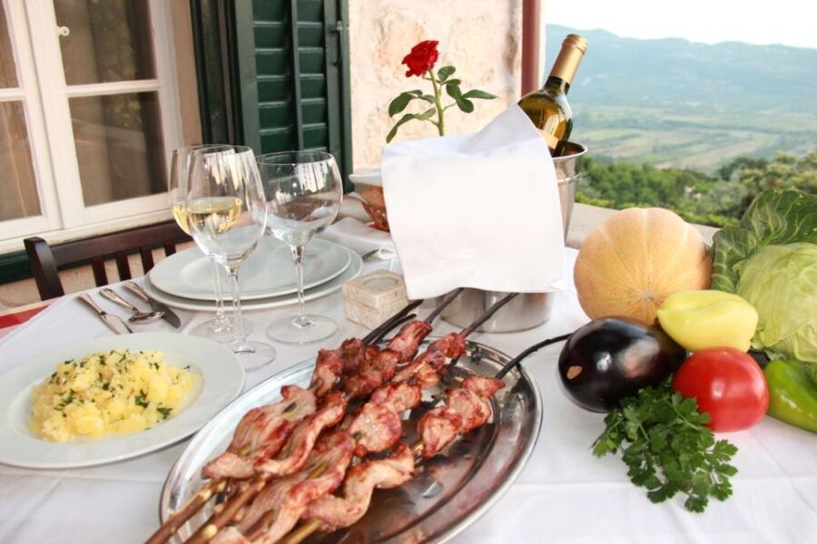 Traditional Dalmatian Cooking Class from Dubrovnik - Getting There Comfortably, Then Entering Farm Mode