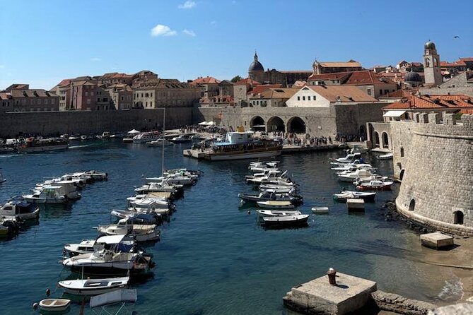 Walking Tour of Dubrovnik Old Town- Morning or Afternoon - Stop 1: Little Onofrio Fountain, Your First Clue to the City’s Character